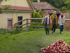 Anna vede návštěvu