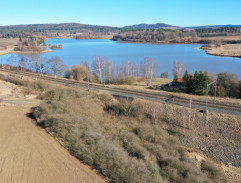 Vlak s vojenskou technikou