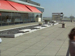 Terasa na letišti v Orly