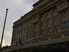 Hotel Carlton