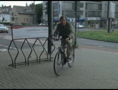 Bachmann mieri na cyklomost