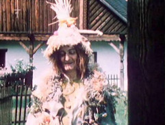 Před chalupou