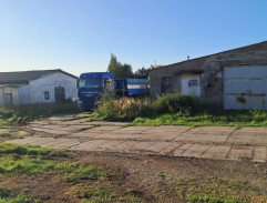 U kravína