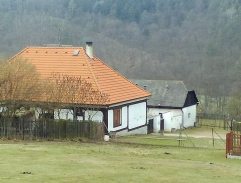 pred hájovňou