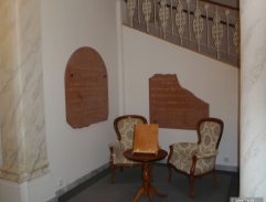 Ten svetr si nesvlíkej