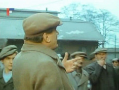 Pod těžní věží 2