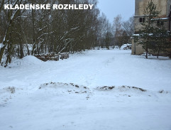 Před  šachtou