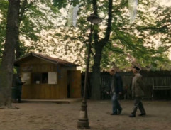 príchod do záhradnej reštaurácie