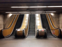 Eskalátory v metru