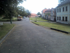 Náves u pošty