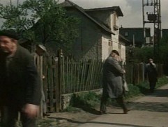 pražská ulica na periférií