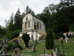 Kaple na hřbitově
