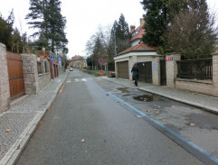 Bohunka sleduje Františka