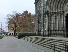 Kočár se svatebčany