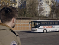 S07E33 Veselý výlet autobusem