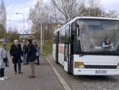 S07E33 Veselý výlet autobusem