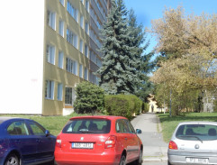 Dům na sídlišti