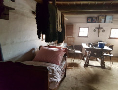 V chalupě kramářky