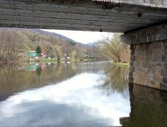 Železniční most