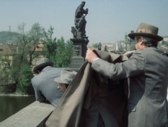 Zítra vstanu a opařím se čajem