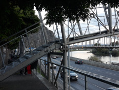 Záblesky chladné neděle