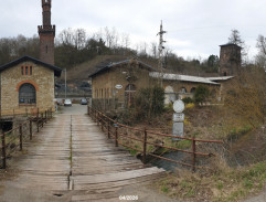 Zděděná továrna