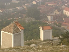 Nad křížovou cestou