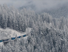 Vlak v horách