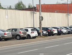 U věznice