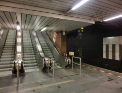 Schody v metru