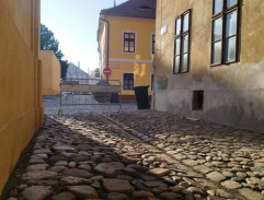 S01E09 Srdcem i duší