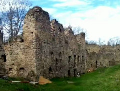 Nádvoří hradu