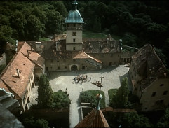 Pohled z hradní věže