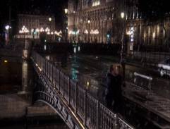 Harry a Erica v objetí