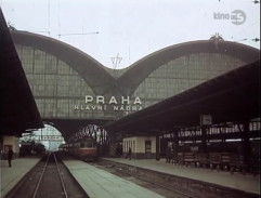 V každém pokoji žena