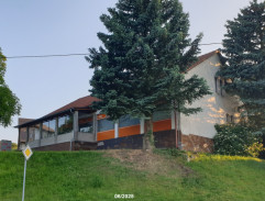 Vesnická prodejna