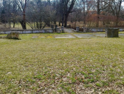 U křížku II