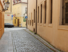 Noční ulička