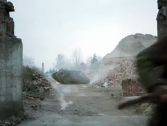 Přijíždějící tank