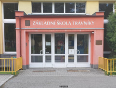 Před školou