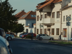 Ve městě