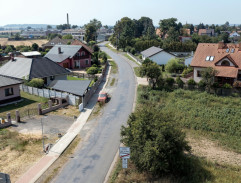 V obci