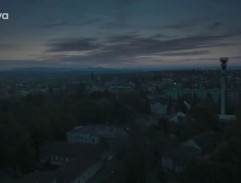 Město
