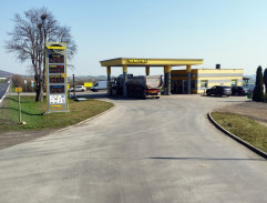 Na benzínce