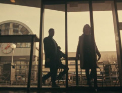 Vyšetrovanie vraždy Niny Ramajovej.