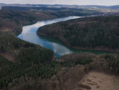 Přehrada