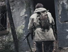 Dům u zamrzlého jezera