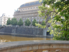 Pantáta Bezoušek