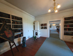 knižnica na Vrchnove 2