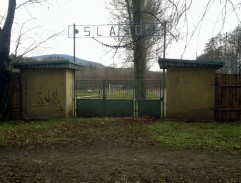Brána